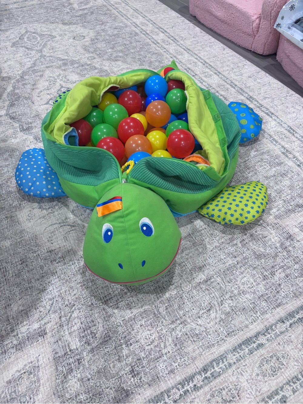 Melissa & Doug Ball Pit Turtle with Balls